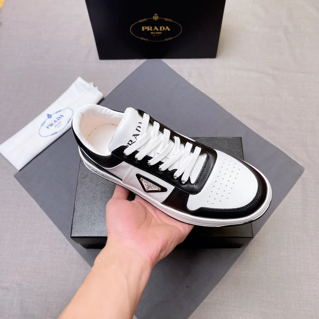P380 Prada Prada's new men's leather sneakers, the highest version on the market, any comparison is welcome🆚! The original leather has excellent texture and is super high-end! Fetal sheep net lining imported from Italy, removable pad! Luxurious materials and fine workmanship, highly recommended! Code number 38-45 No. 058